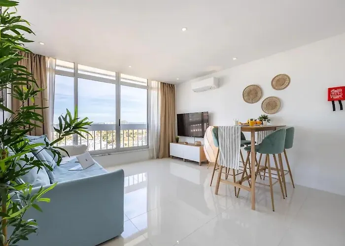 Luxury 1 Min With Sea View, Wifi, Ac, Smarttv