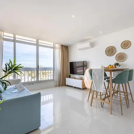 Luxury 1 Min With Sea View, Wifi, Ac, Smarttv